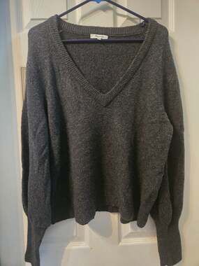 Madewell Women's Charcoal Grey V-Neck Wool-Blend Pullover Sweater